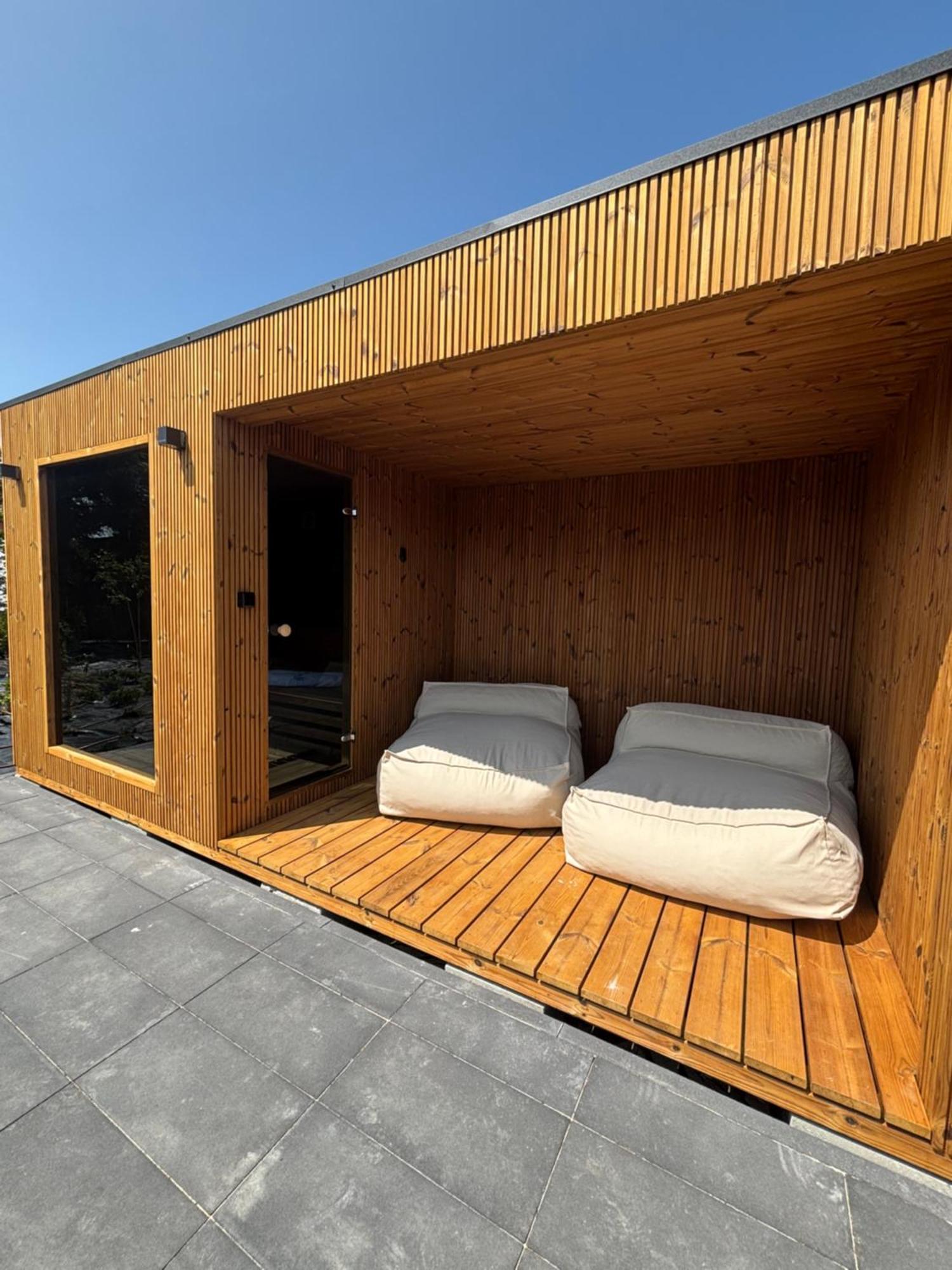Siedlisko Na Wydmach, Sauna, Jacuzzi, Domki Klimatyzowane * Леба