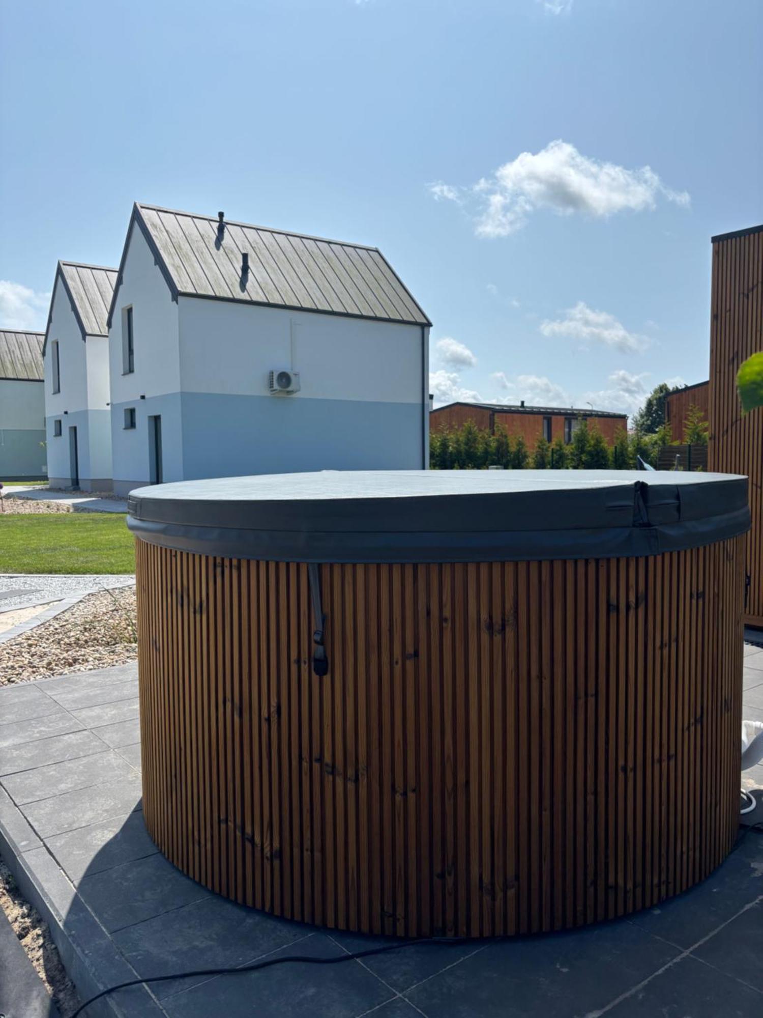 Siedlisko Na Wydmach, Sauna, Jacuzzi, Domki Klimatyzowane Ferienhaus *